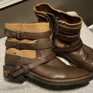 Dolce Vita Women's Dual-Tone Strapped Leather Boots